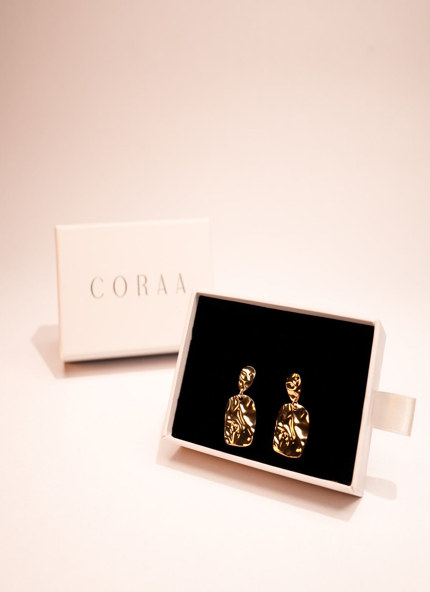 CASUAL 18K GOLD