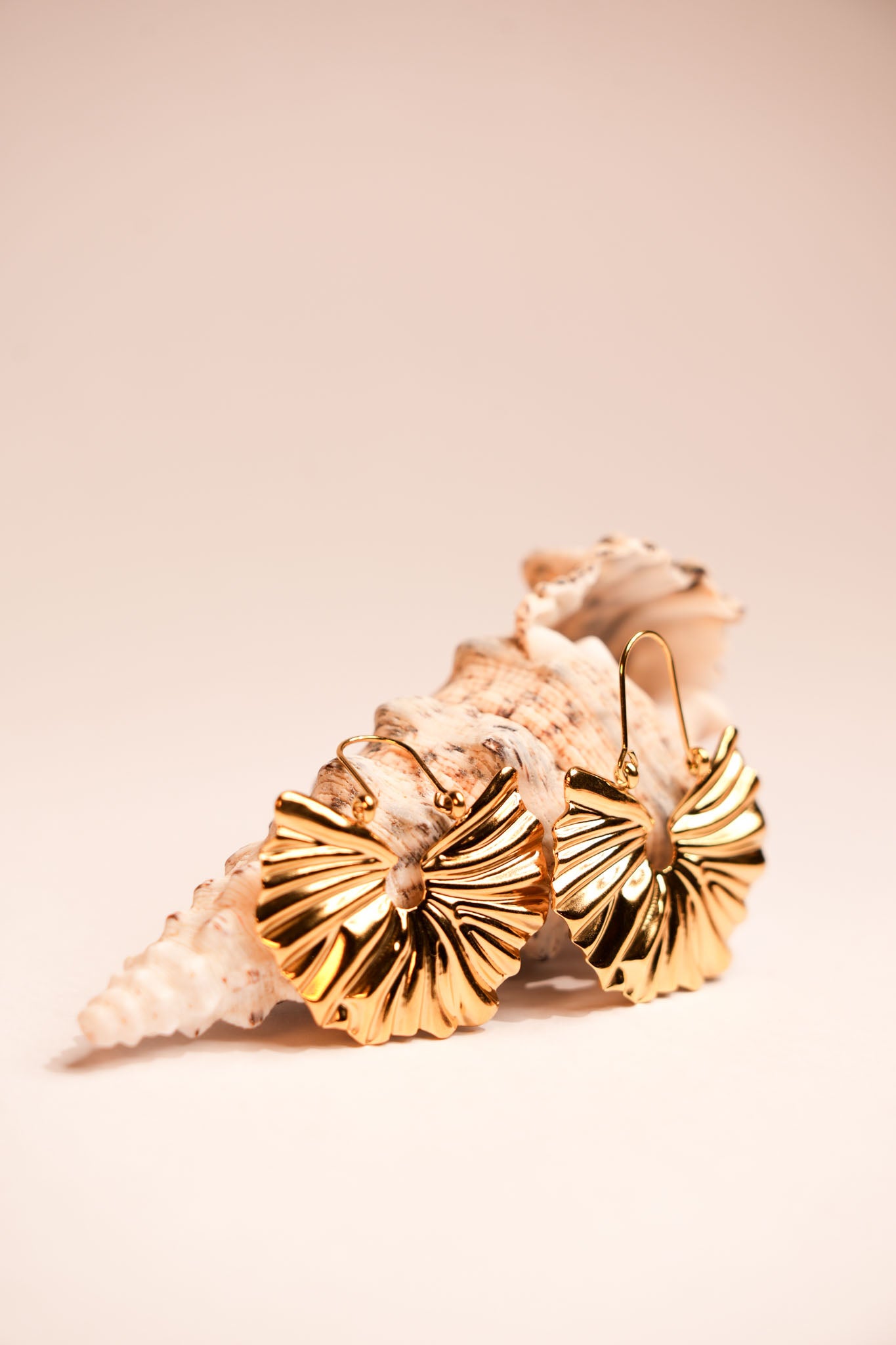 CHARM 18K GOLD