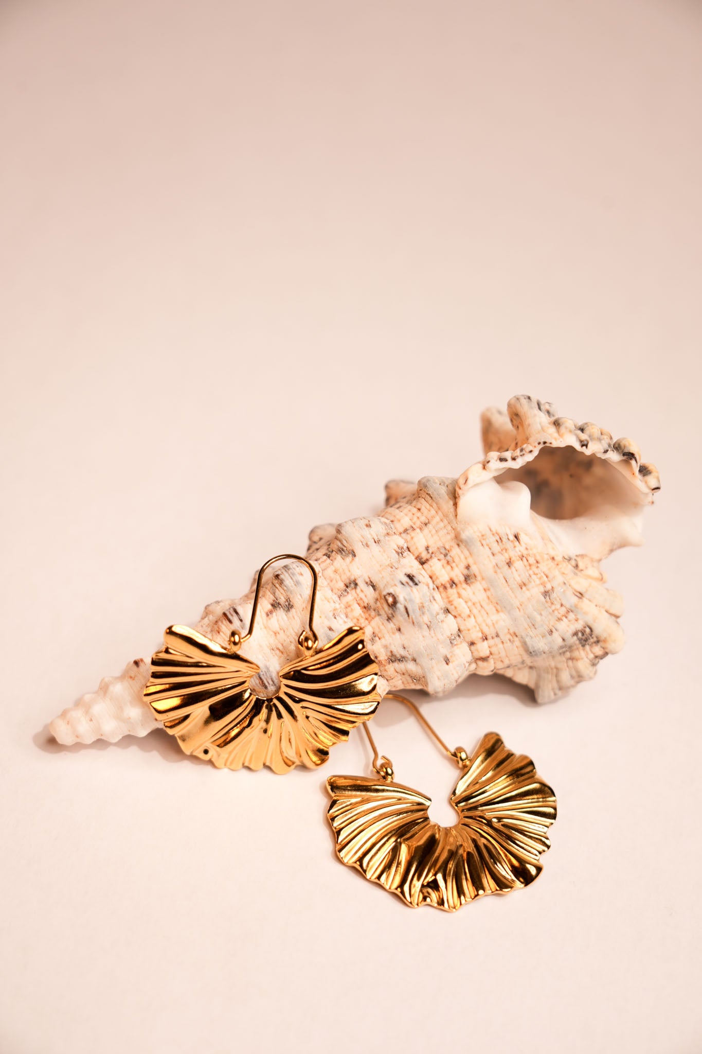 CHARM 18K GOLD