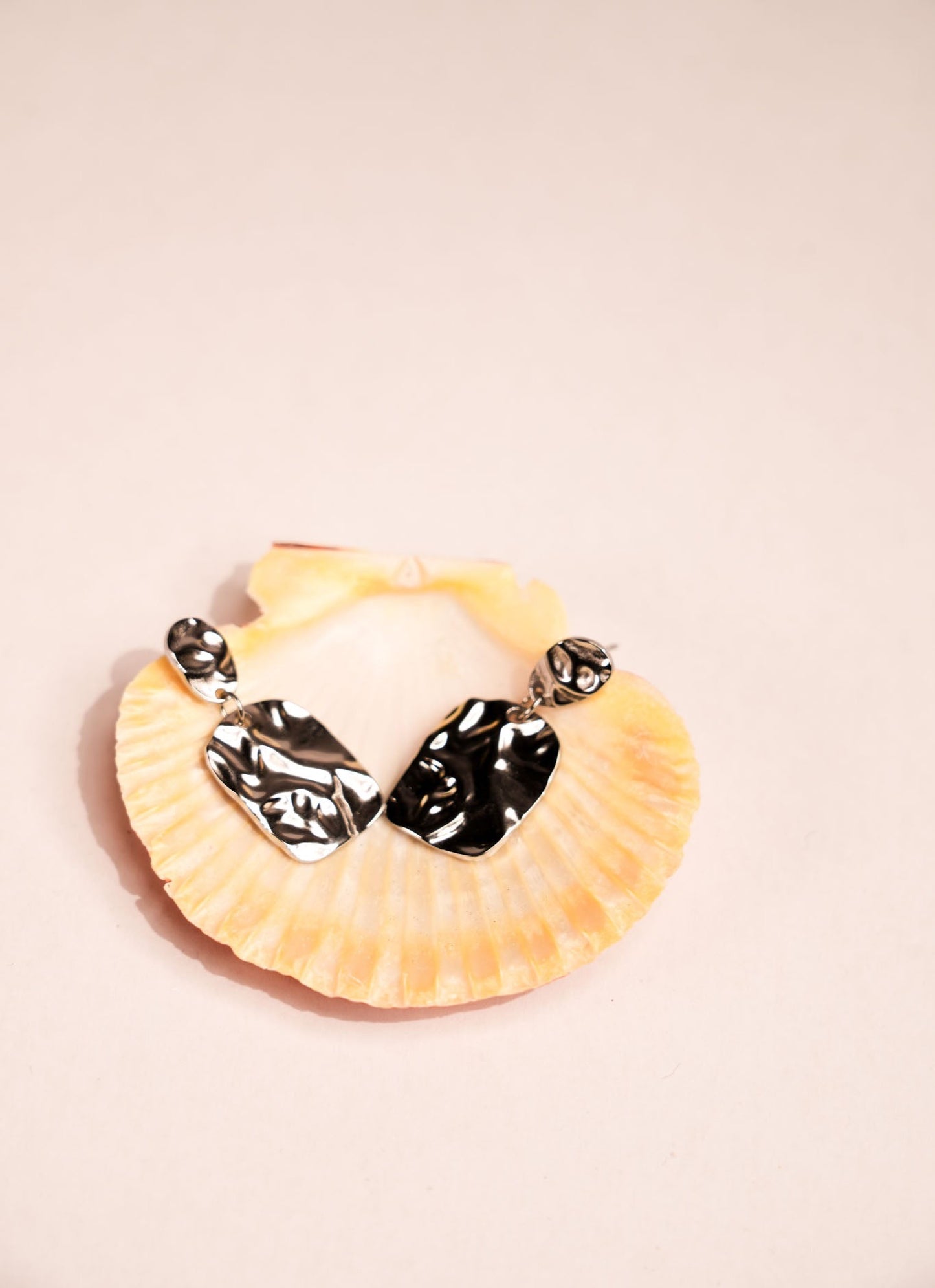 CASUAL 18K GOLD
