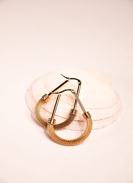 THE HOOP